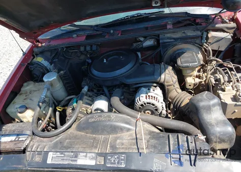 1994 Chevrolet S Truck S10 from USA, damaged, VIN 1GCCS19Z8R8201562